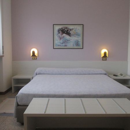 Hotel O'Scugnizzo 2 벨루노 외부 사진