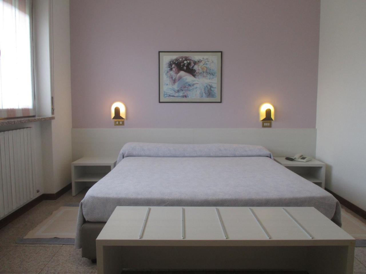 Hotel O'Scugnizzo 2 벨루노 외부 사진