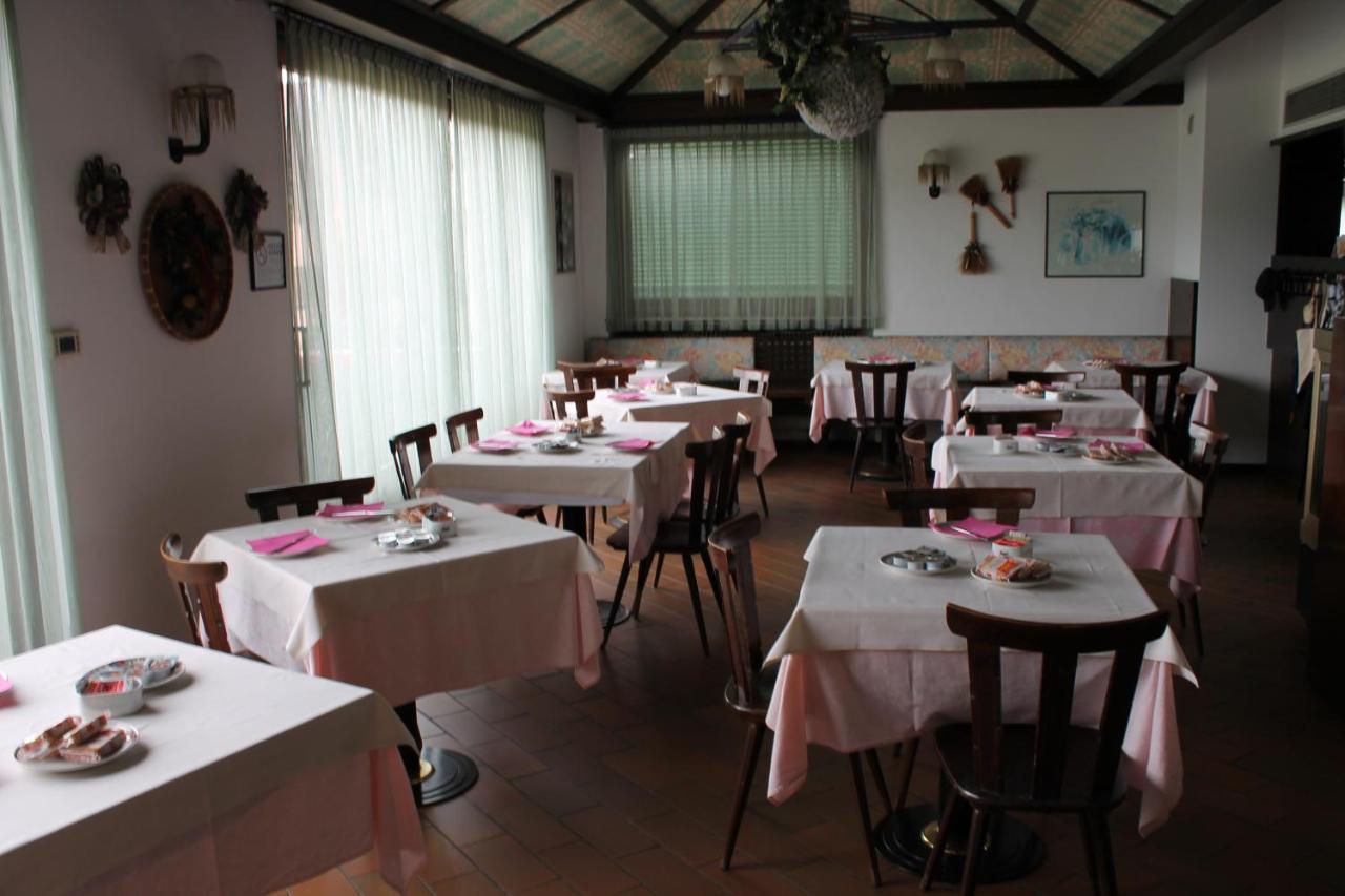 Hotel O'Scugnizzo 2 벨루노 외부 사진