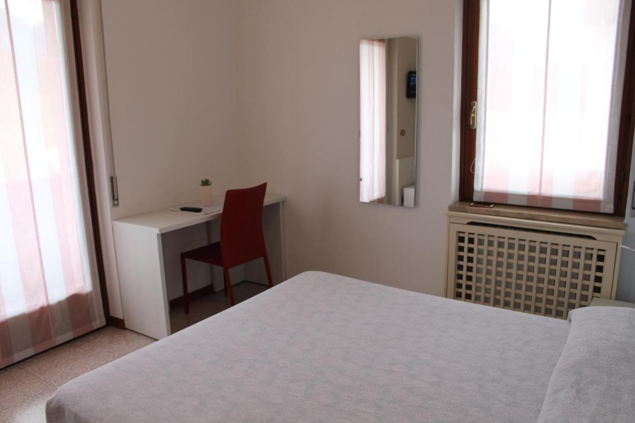 Hotel O'Scugnizzo 2 벨루노 외부 사진