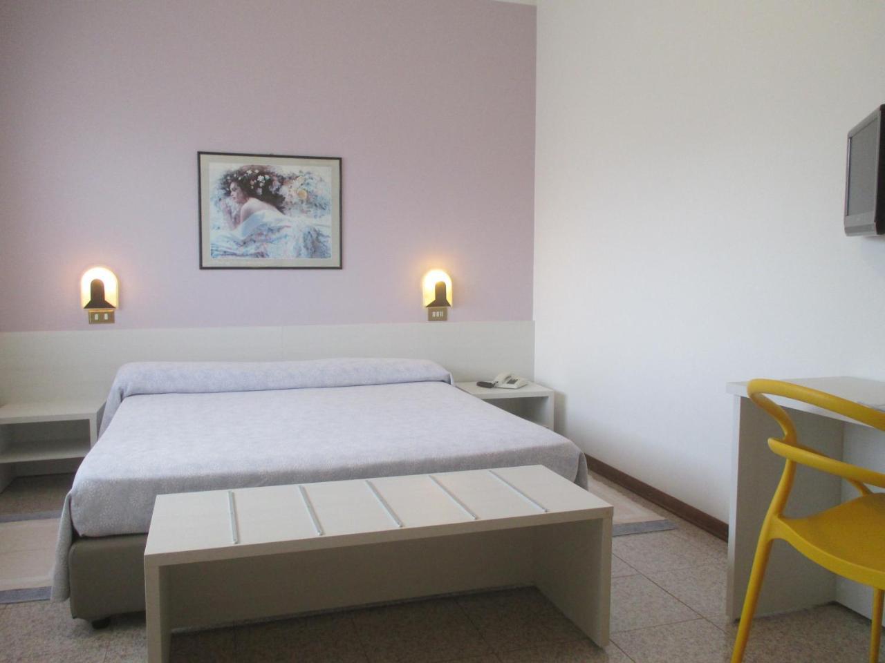 Hotel O'Scugnizzo 2 벨루노 외부 사진