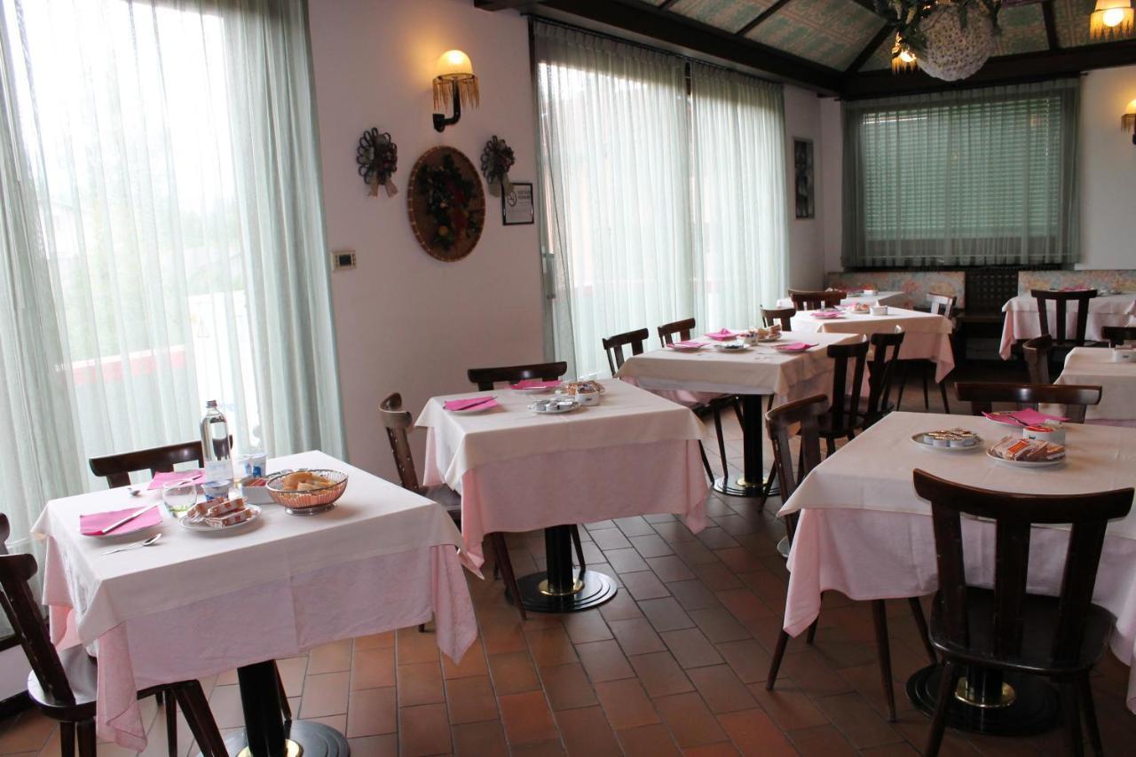 Hotel O'Scugnizzo 2 벨루노 외부 사진